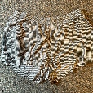 Old navy linen shorts